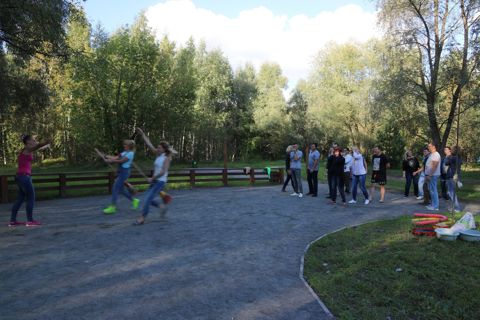 076.jpg