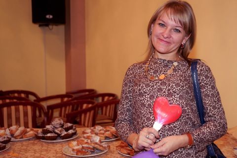 103.jpg