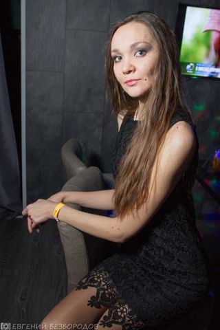 011.jpg