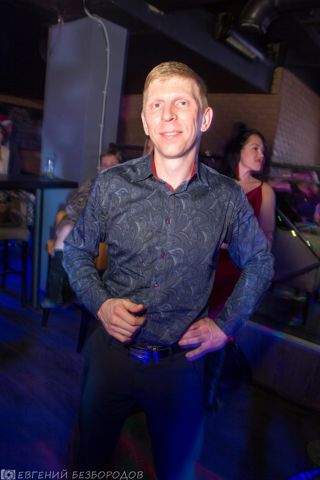 053.jpg