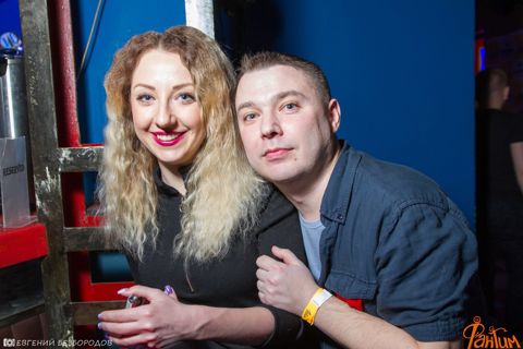 049.jpg