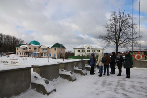 09.jpg