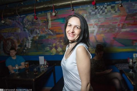 051.jpg
