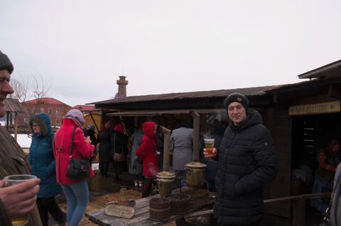 144.jpg
