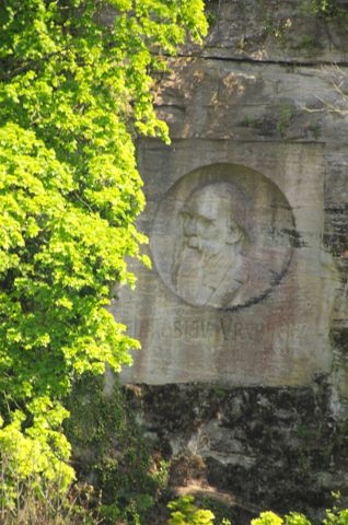 157.jpg