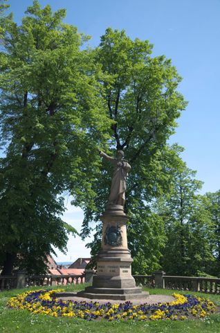 175.jpg