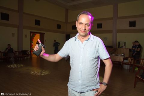 045.jpg