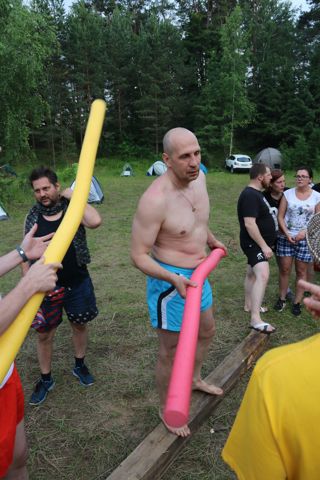 064.jpg