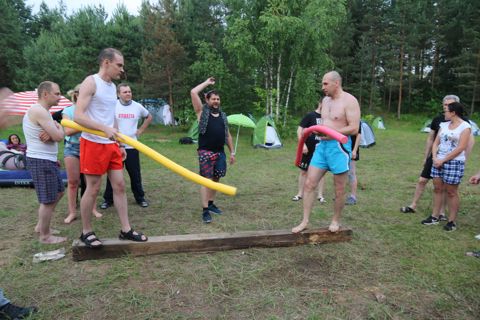 069.jpg