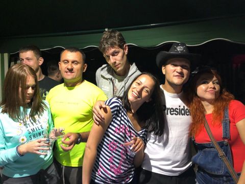 060.jpg