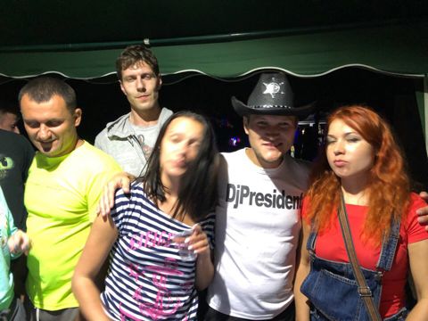 062.jpg