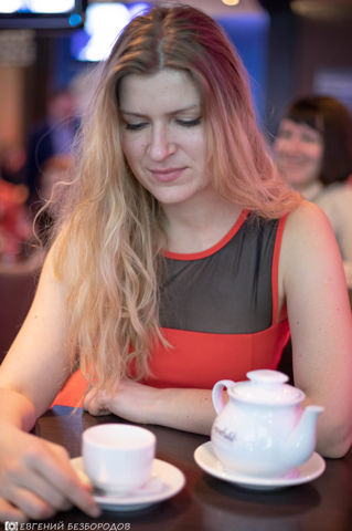 102.jpg