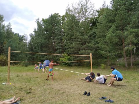 051.jpg