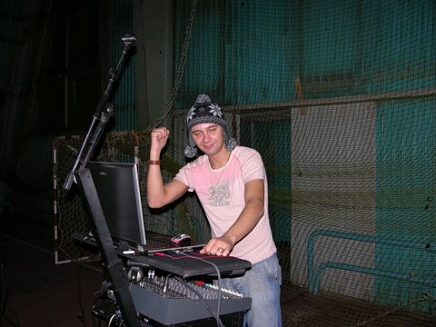 03.jpg