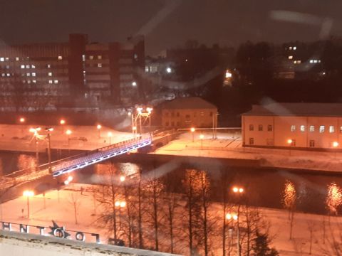 01.jpg