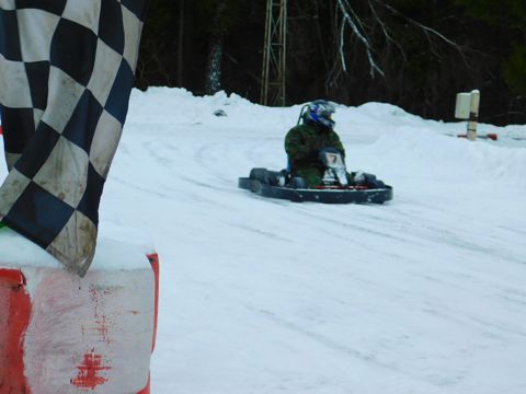 042.jpg