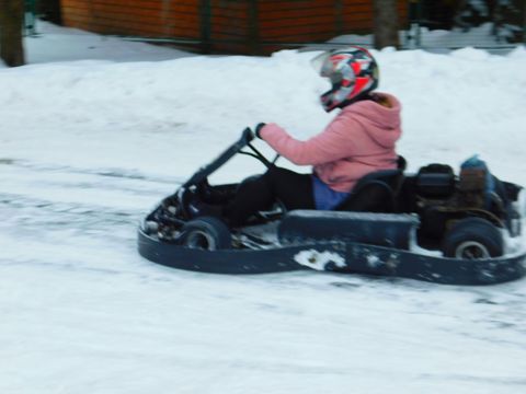 069.jpg