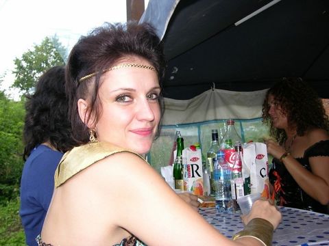 y_e8d39684.jpg