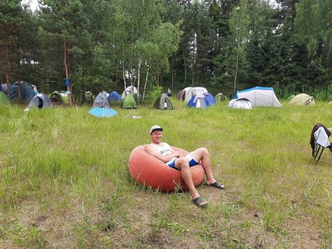 047.jpg