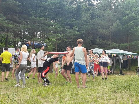 066.jpg