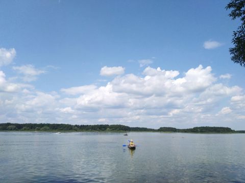 143.jpg