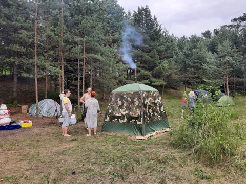 051.jpg