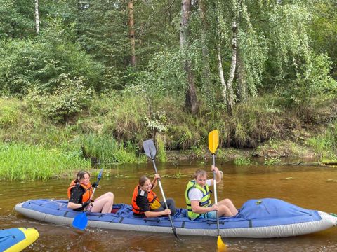 069.jpg