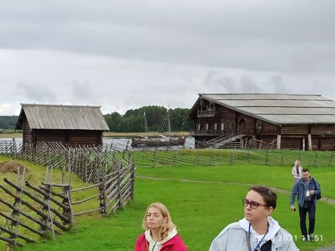 77.jpg