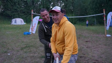 045.jpg