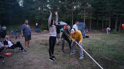 050.jpg