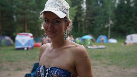 071.jpg