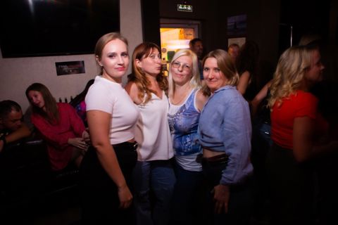 052.jpg