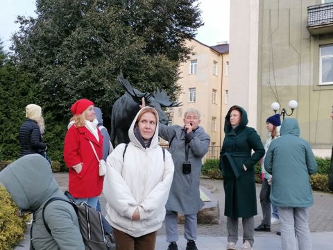 142.jpg