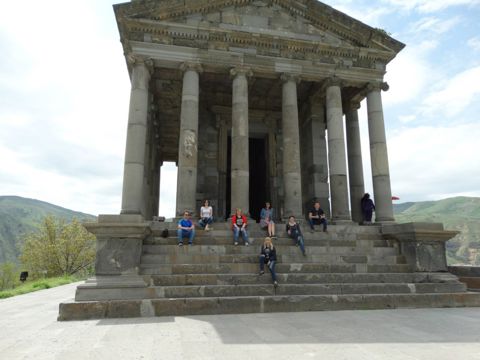 196.jpg