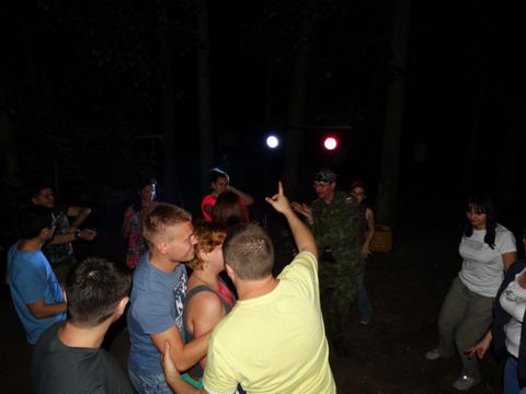 09.jpg