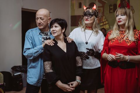 196.jpg