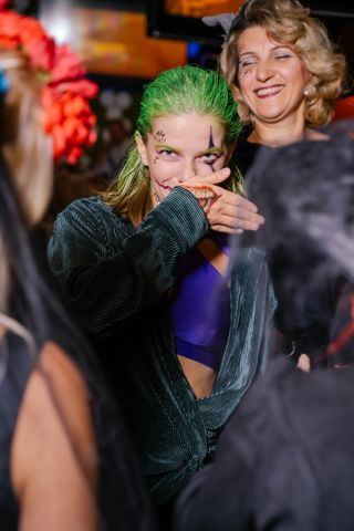 033.jpg