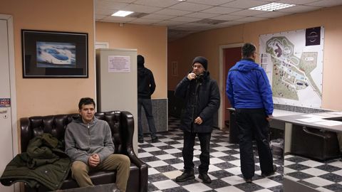 003.jpg