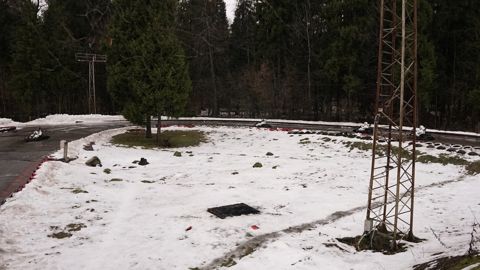 052.jpg