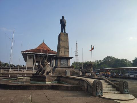 105.jpg