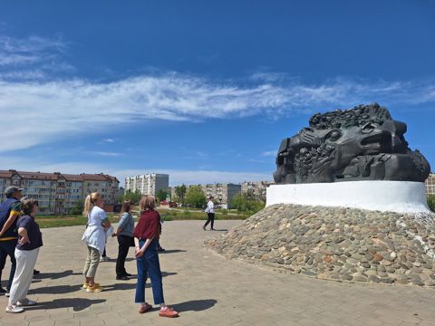027.jpg