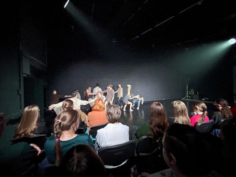 065.jpg