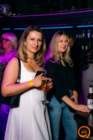010.jpg