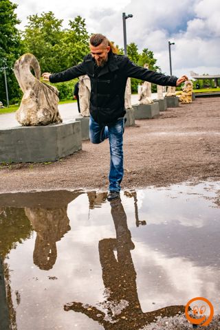 011.jpg