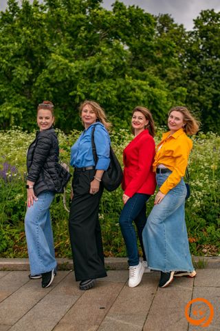 064.jpg