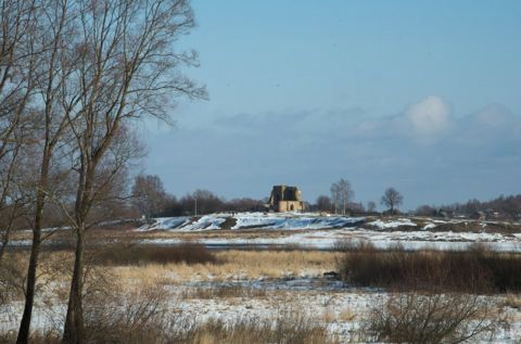 103.jpg