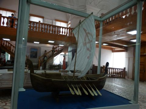 042.jpg