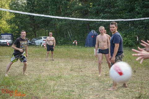 047.jpg